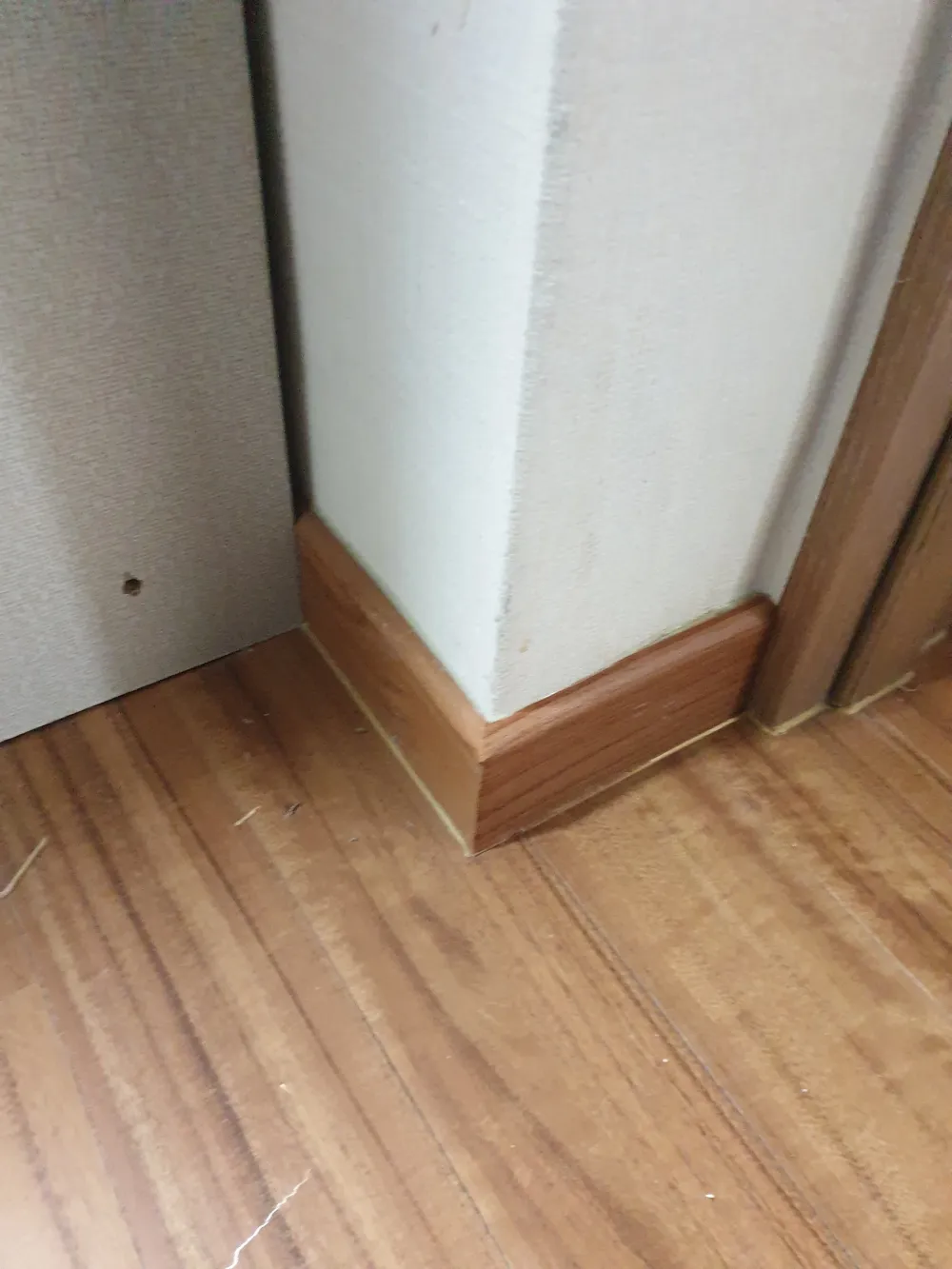 문틀 필름 시공 시공 후